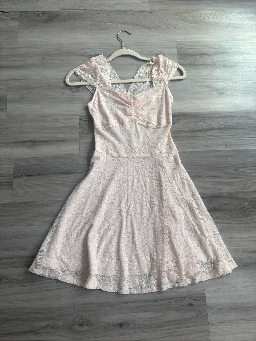 Vintage Y2K Abercrombie and Fitch S Light Pink Lace Mini Dress